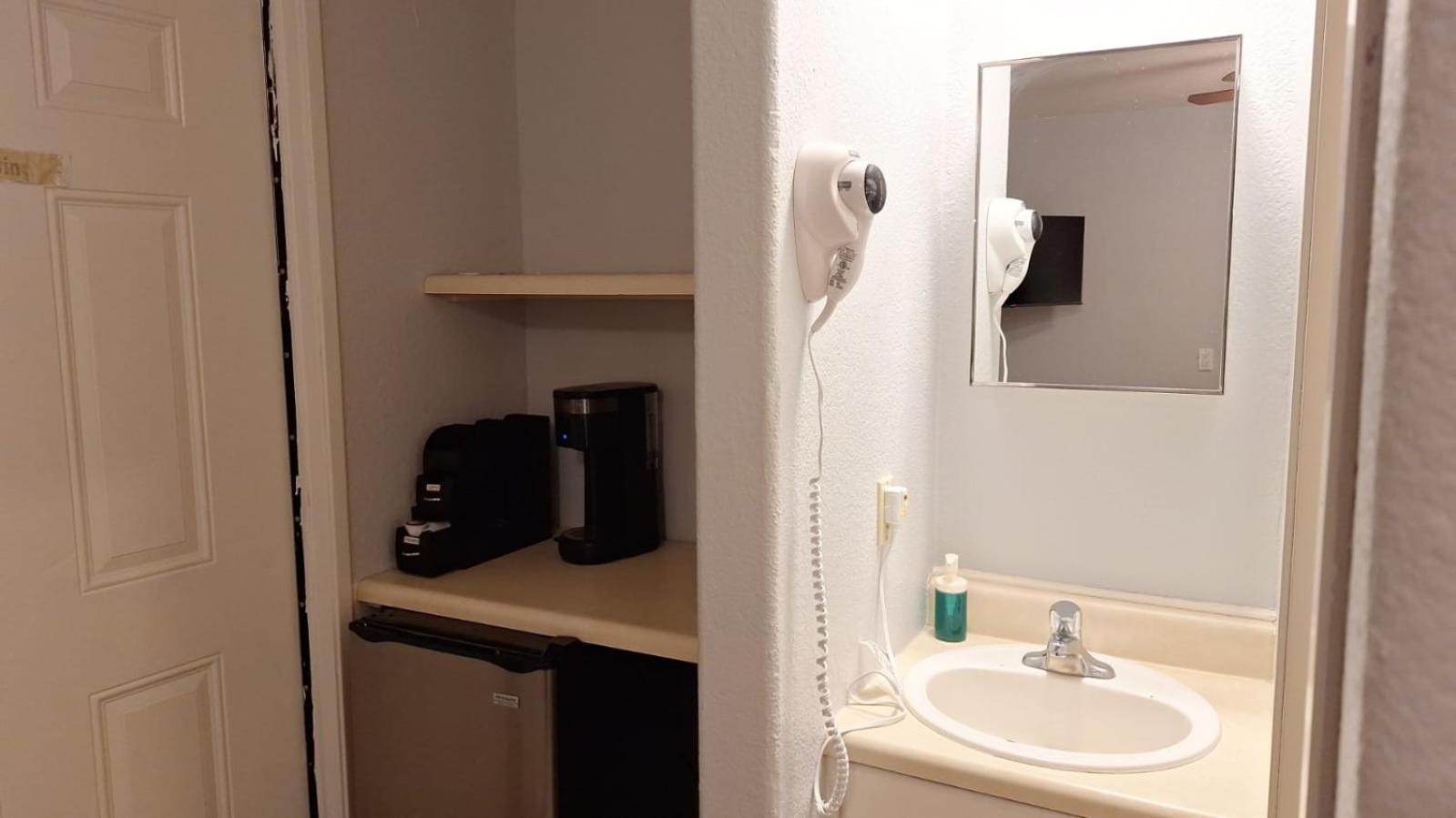 82A Grand Canyon South Rim Studio Sleeps 2- Yukon Вал Екстериор снимка
